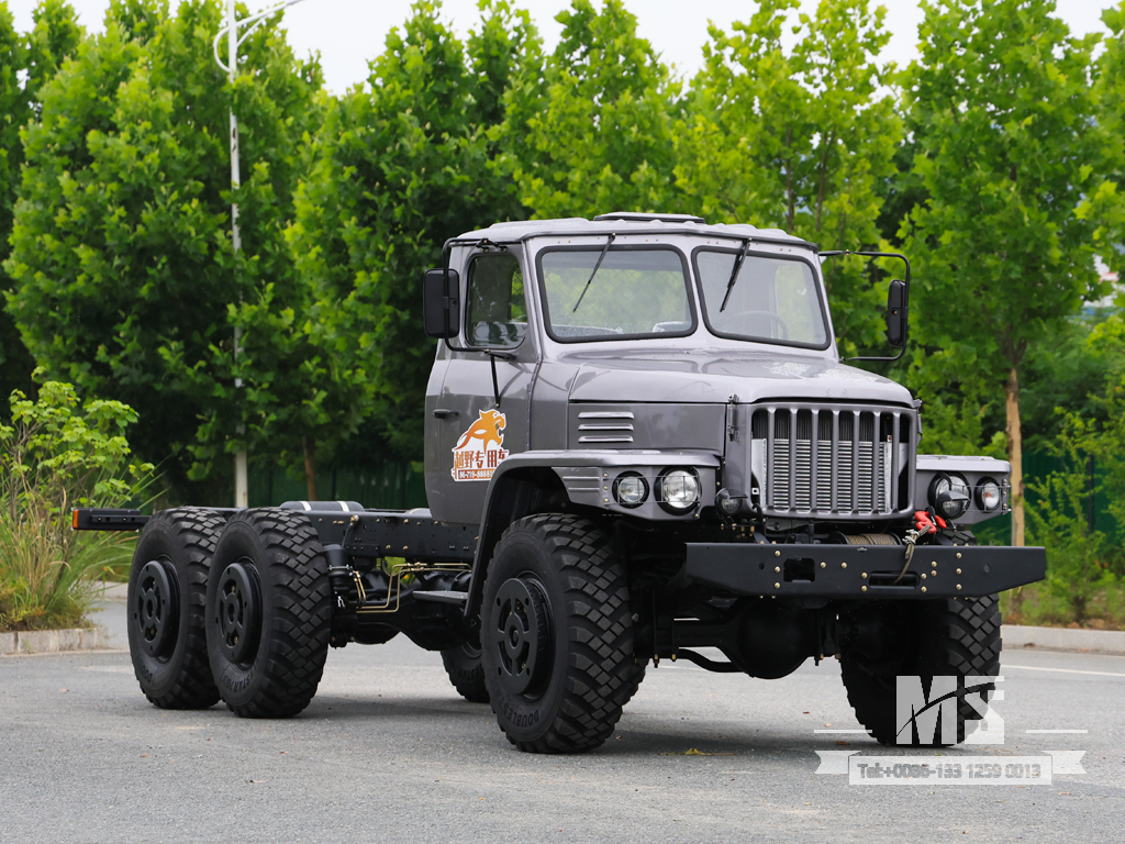 Chassi Dongfeng 6 × 6 EQ2100_6 × 6 Caminhão off-road com chassi de cabine com pára-brisa dianteiro de painel duplo para venda_ Chassi especial de exportação 
